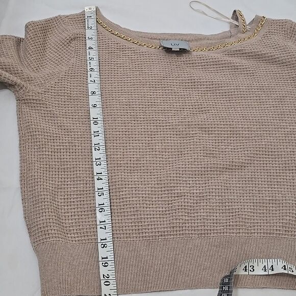 LIV Milano long sleeve round neck Oatmeal, Gold Chain Trin sweater size L - Picture 6 of 7